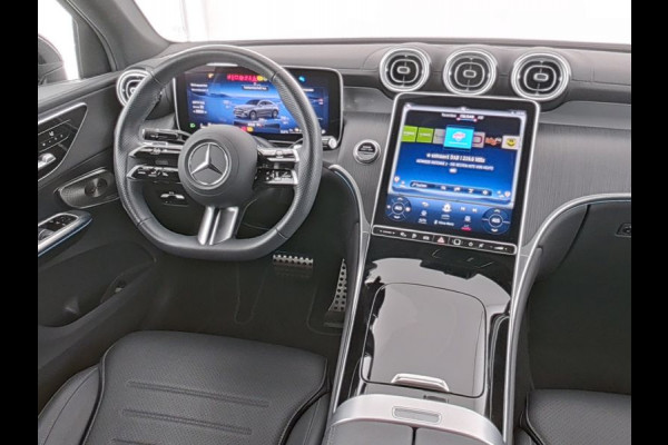 Mercedes-Benz GLC Coupé 300 e 4MATIC AMG Plug-In Hybride AMG Line | Night Pakket | Panorama Schuif-Kanteldak | Burmester® | Trekhaak | 20 Inch AMG Velgen | Distronic. Inclusief 24 maanden MB Certified garantie voor Europa.