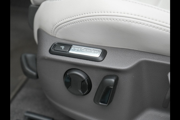 Volkswagen Passat Variant 1.4 TSI GTE Business Plug In Hybrid 218pk Dealer O.H PHEV | Panodak | Adaptive Cruise | Lederen Sportstoelen Massage & Verwarmd | Apple Carplay | Sfeerverlichting | Navigatie | DAB |