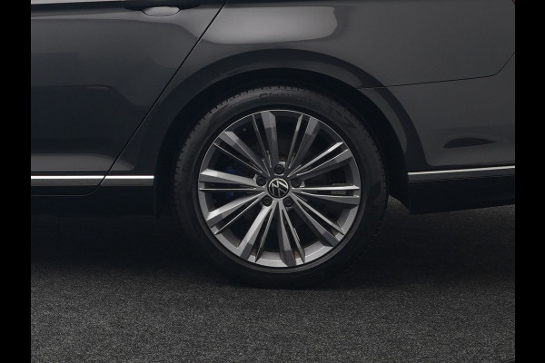 Volkswagen Passat Variant 1.4 TSI GTE Business Plug In Hybrid 218pk Dealer O.H PHEV | Panodak | Adaptive Cruise | Lederen Sportstoelen Massage & Verwarmd | Apple Carplay | Sfeerverlichting | Navigatie | DAB |