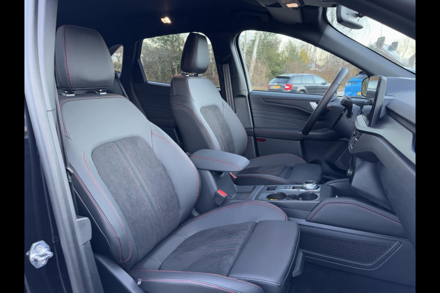 Ford Kuga 2.5 PHEV ST-Line X | 243pk | Driver Assistance Pack | Winterpack | Wegklapbare Trekhaak | Technology Pack | All season banden