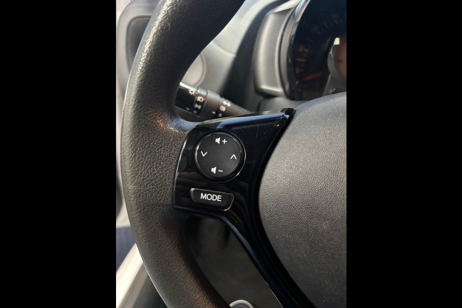 Citroën C1 1.0 VTi Feel Airco | Camera |Carplay | 5 deurs | elktr. pakket