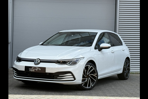 Volkswagen Golf 1.5 eTSI Style | Nieuw model | Camera | Draadloze lader | | Apple Carplay | DAB+