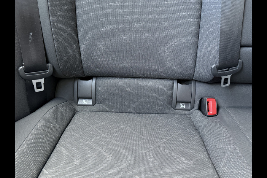 Volkswagen Golf 1.5 eTSI Style | Nieuw model | Camera | Draadloze lader | | Apple Carplay | DAB+