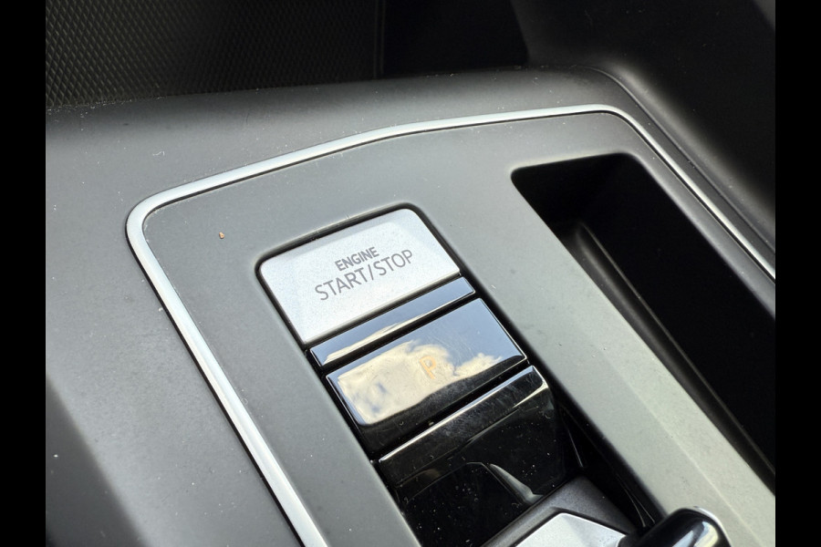 Volkswagen Golf 1.5 eTSI Style | Nieuw model | Camera | Draadloze lader | | Apple Carplay | DAB+