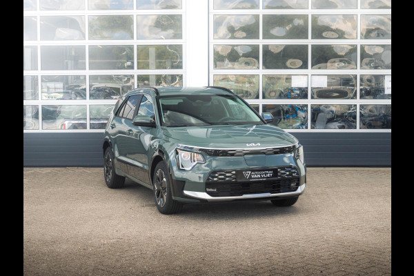 Kia Niro EV Light Advanced 64.8 kWh | Direct leverbaar | Stoel&Stuur Verwarming l Privacy glas l PDC | Camera | Privatelease vanaf € 609,00
