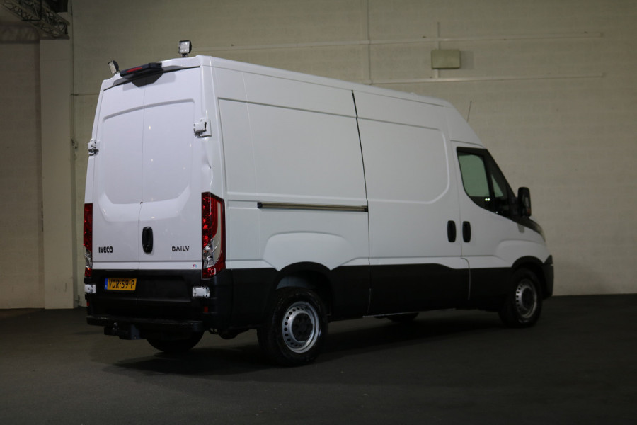 Iveco Daily 35S14 L2 H2 Airco 3.5T Trekhaak