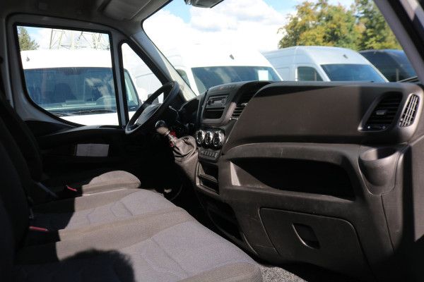 Iveco Daily 35S14 L2 H2 Airco 3.5T Trekhaak