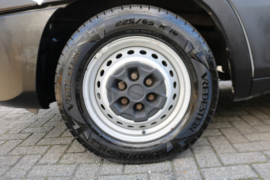 Iveco Daily 35S14 L2 H2 Airco 3.5T Trekhaak