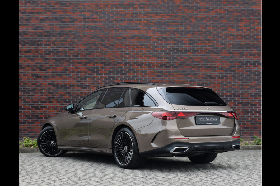 Mercedes-Benz E-Klasse Estate 300e | Pas. Display - Pano - Trekhaak - Burmester