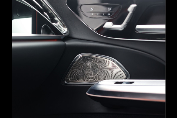 Mercedes-Benz E-Klasse Estate 300e | Pas. Display - Pano - Trekhaak - Burmester