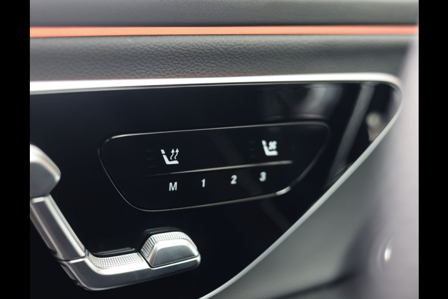 Mercedes-Benz E-Klasse Estate 300e | Pas. Display - Pano - Trekhaak - Burmester
