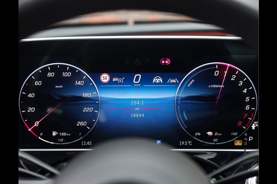 Mercedes-Benz E-Klasse Estate 300e | Pas. Display - Pano - Trekhaak - Burmester