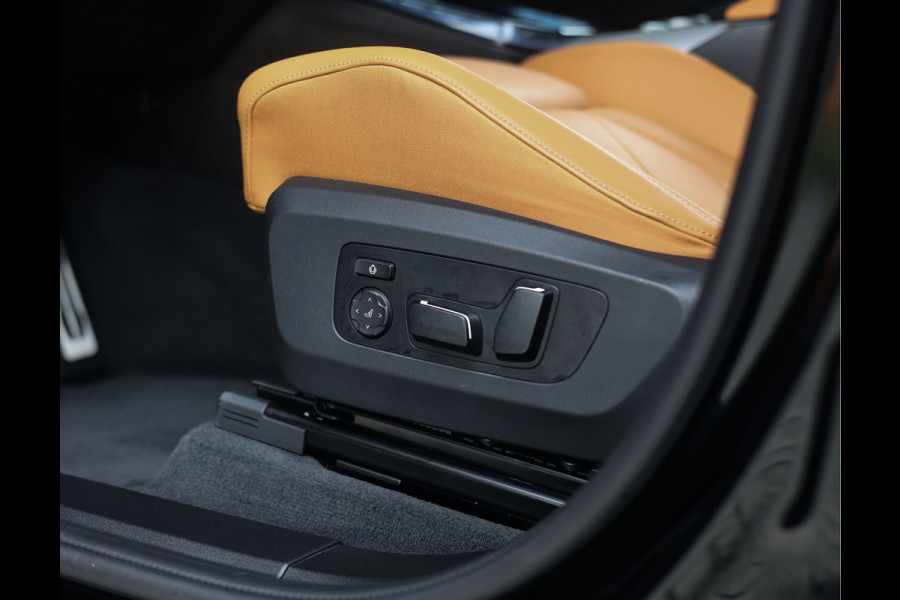 BMW X3 30e xDrive | Pano - HUD - Trekhaak - H&K