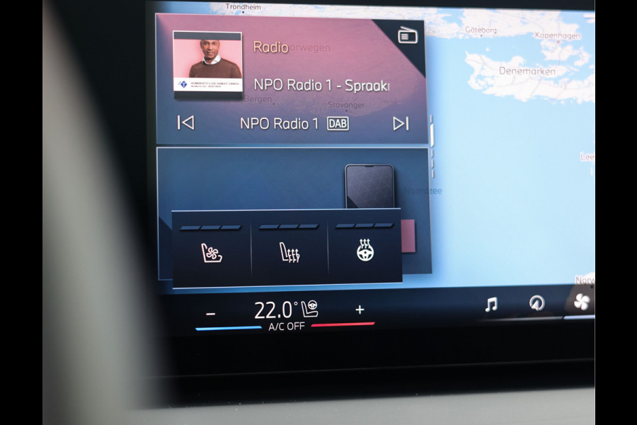 BMW X3 30e xDrive | Pano - HUD - Trekhaak - H&K