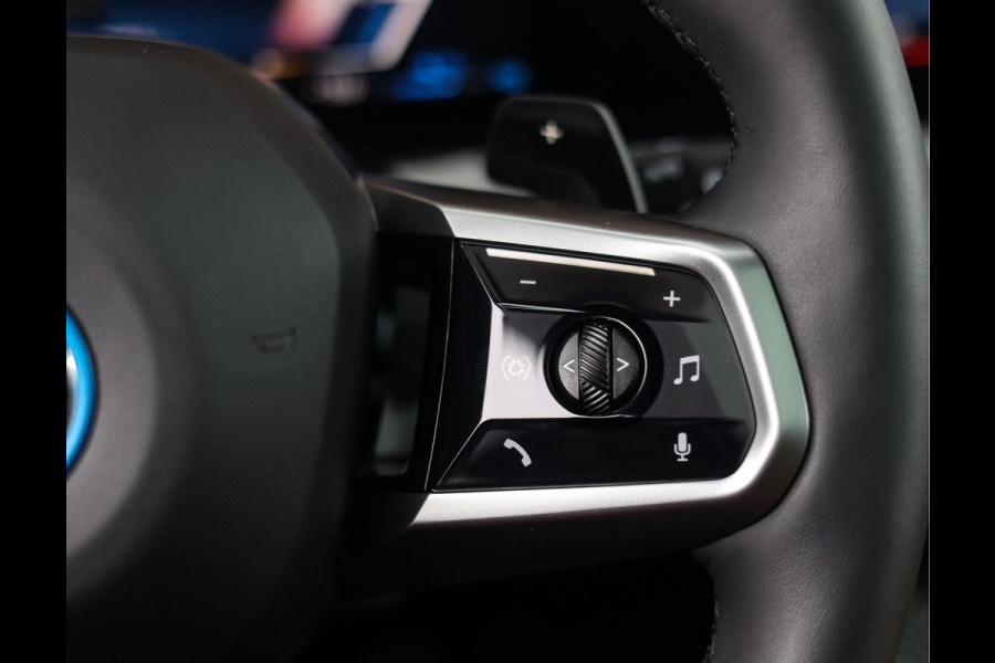BMW X3 30e xDrive | Pano - HUD - Trekhaak - H&K