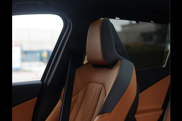 BMW X3 30e xDrive | Pano - HUD - Trekhaak - H&K