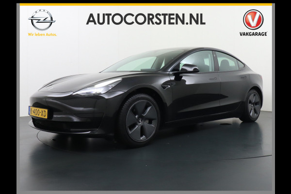 Tesla Model 3 RWD SR+ NW Model 60kWh LFP 283PK Trekhaak Warmtepomp Elektr.A-klep FSD-3 Sentry Mode Bankverwarmd FSD 18" Premium Luidspr. AutoP Navi LED Comfortstoelen ACC DAB Keyless en Voorverwarmen interieur via App One-Pedal-Drive Origineel Nederlandse auto Garantie Accu/Motor tot 31-03-2029 max 160.000km 1.584kg licht!