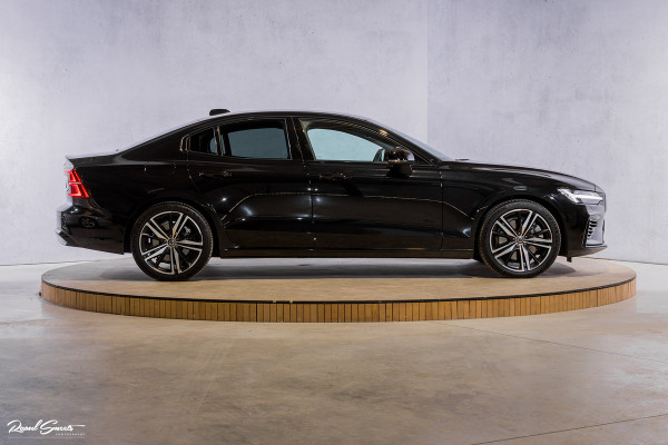 Volvo S60 2.0 Recharge T6 AWD Plus Dark | Long range | Adaptieve cruise | Memory | Nederlandse auto
