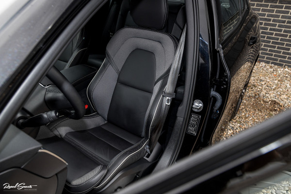 Volvo S60 2.0 Recharge T6 AWD Plus Dark | Long range | Adaptieve cruise | Memory | Nederlandse auto