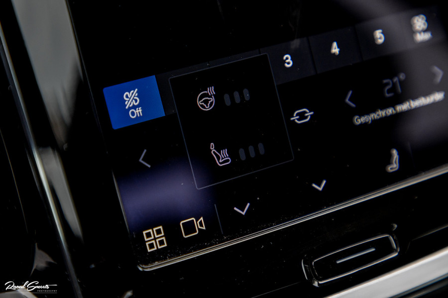 Volvo S60 2.0 Recharge T6 AWD Plus Dark | Long range | Adaptieve cruise | Memory | Nederlandse auto