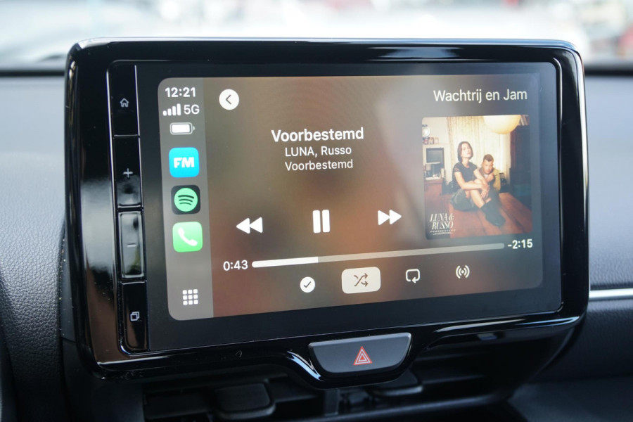 Toyota Yaris Cross 1.5 Hybrid Dynamic + Comfort Pack / TOYOTA GARANTIE / DODEHOEK / STUURVERWARMING