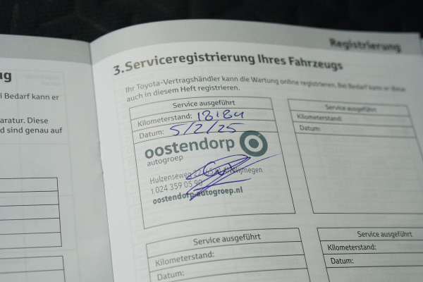 Toyota Yaris Cross 1.5 Hybrid Dynamic + Comfort Pack / TOYOTA GARANTIE / DODEHOEK / STUURVERWARMING