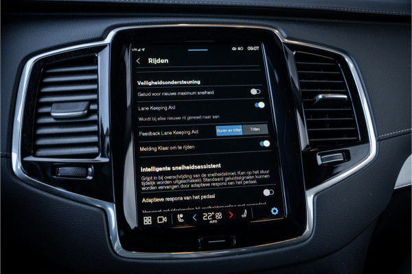 Volvo XC90 2.0 T8 Recharge AWD Ultra Dark - Panorama | H&K | Memory | 360 Camera | Keyless