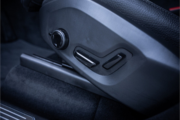 Volvo XC90 2.0 T8 Recharge AWD Ultra Dark - Panorama | H&K | Memory | 360 Camera | Keyless