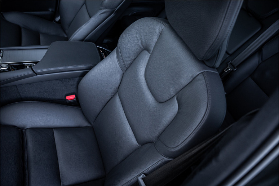 Volvo XC90 2.0 T8 Recharge AWD Ultra Dark - Panorama | H&K | Memory | 360 Camera | Keyless