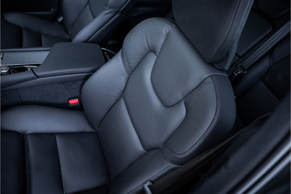 Volvo XC90 2.0 T8 Recharge AWD Ultra Dark - Panorama | H&K | Memory | 360 Camera | Keyless