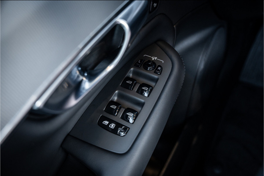 Volvo XC90 2.0 T8 Recharge AWD Ultra Dark - Panorama | H&K | Memory | 360 Camera | Keyless
