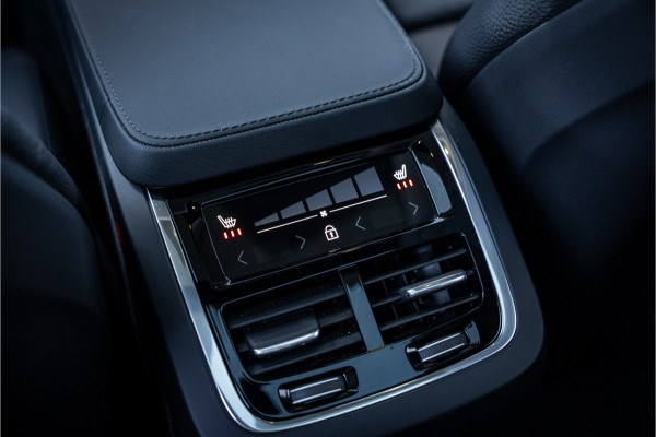 Volvo XC90 2.0 T8 Recharge AWD Ultra Dark - Panorama | H&K | Memory | 360 Camera | Keyless