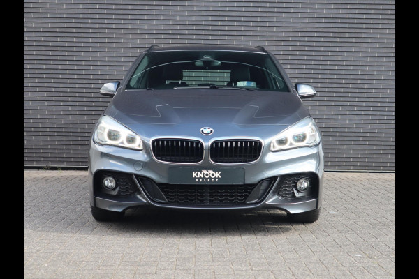 BMW 2 Serie Active Tourer 218i Centennial High Executive | Head-Up | Leder | Stoelverwarming |