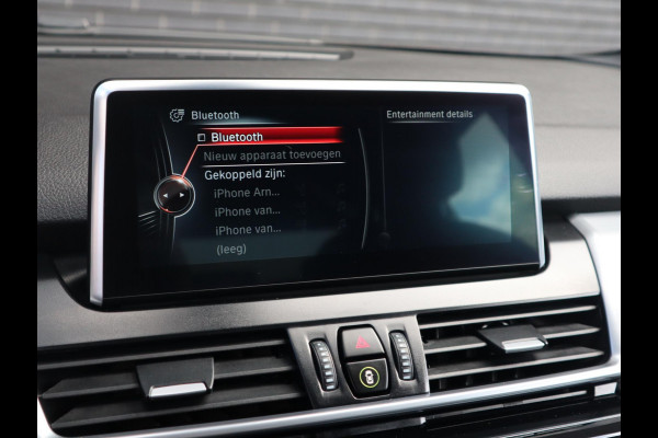 BMW 2 Serie Active Tourer 218i Centennial High Executive | Head-Up | Leder | Stoelverwarming |