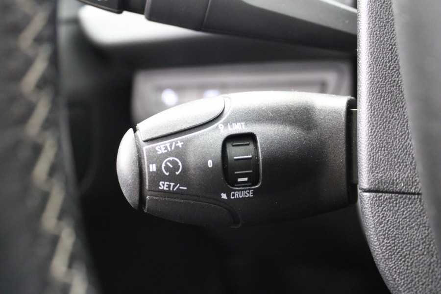 Peugeot 2008 1.2 PureTech Allure Pano|Camera|Stoelverw.
