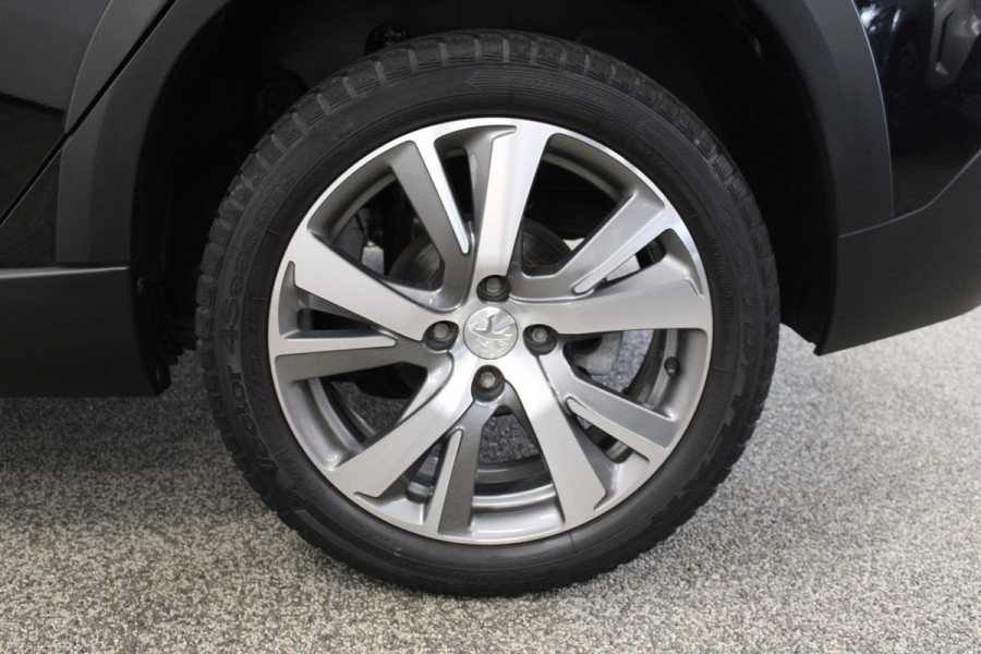 Peugeot 2008 1.2 PureTech Allure Pano|Camera|Stoelverw.