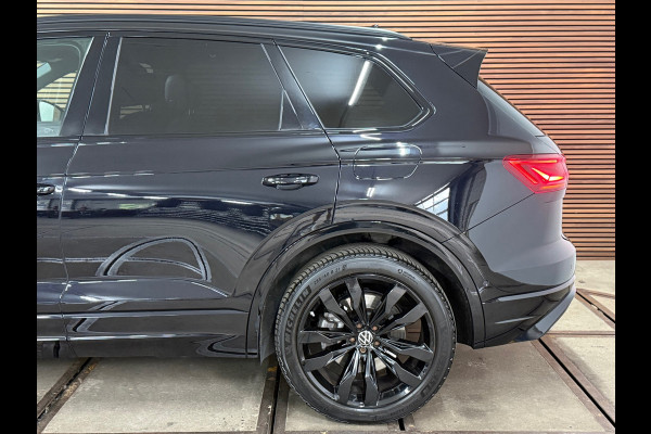 Volkswagen Touareg 3.0 TSi eHybrid R-Line 4MOTION Pano I Leder | Led Matrix | 21" | Bomvol !!