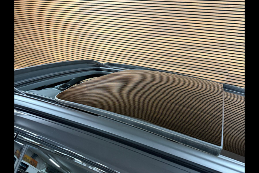 Volkswagen Touareg 3.0 TSi eHybrid R-Line 4MOTION Pano I Leder | Led Matrix | 21" | Bomvol !!