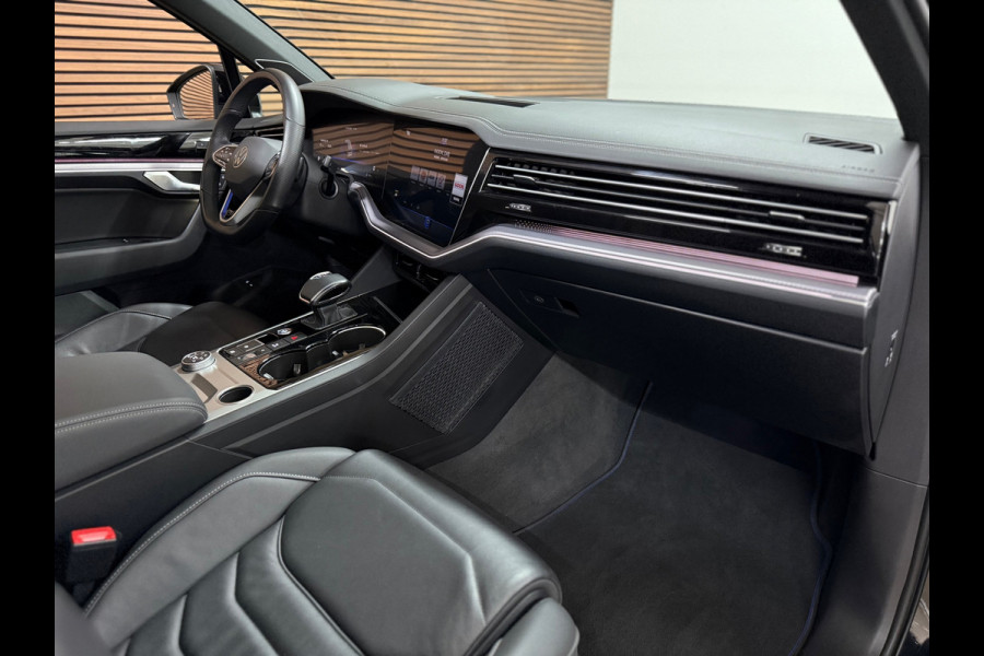 Volkswagen Touareg 3.0 TSi eHybrid R-Line 4MOTION Pano I Leder | Led Matrix | 21" | Bomvol !!