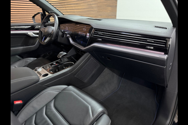 Volkswagen Touareg 3.0 TSi eHybrid R-Line 4MOTION Pano I Leder | Led Matrix | 21" | Bomvol !!