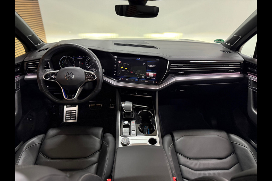 Volkswagen Touareg 3.0 TSi eHybrid R-Line 4MOTION Pano I Leder | Led Matrix | 21" | Bomvol !!