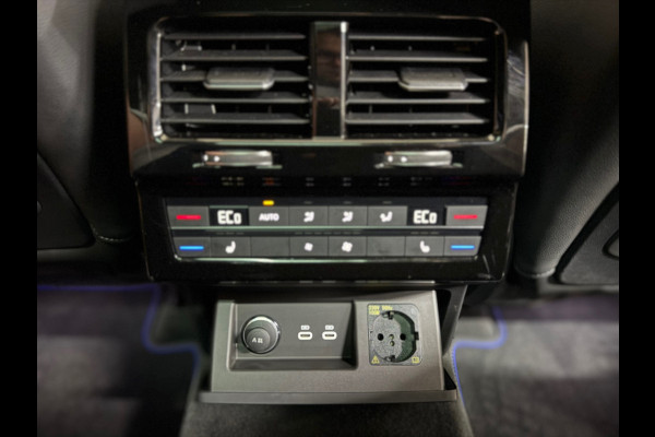 Volkswagen Touareg 3.0 TSi eHybrid R-Line 4MOTION Pano I Leder | Led Matrix | 21" | Bomvol !!
