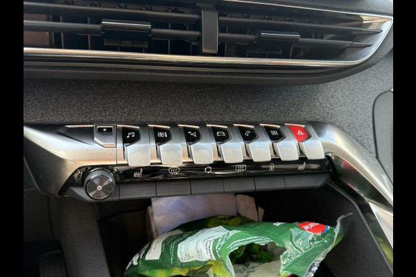 Peugeot 3008 1.6 HYbrid 225 Allure Pack Business 200pk PHEV | Elektrische Achterklep | Stoelverwarming | Dodehoeksensoren