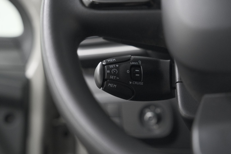 Citroën C3 PureTech 82 Feel Edition | Allseason Banden | Climate Control | Apple Carplay | Parkeersensoren