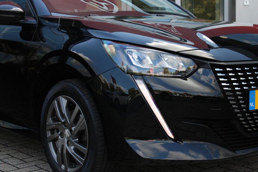 Peugeot 208 1.2 75PK ACTIVE PACK | AFNEEMBARE TREKHAAK | NAVIGATIE | APPLE CARPLAY/ANDROID AUTO | PARKEERSENSOREN ACHTER | DAB+ RADIO | AIRCO | CRUISE CONTROL | LICHTMETALEN VELGEN 16" |