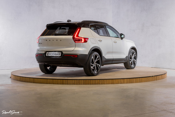 Volvo XC40 1.5 T5 Recharge R-Design | Adaptieve cruise | Panorama dak | Memory | Harman Kardon |