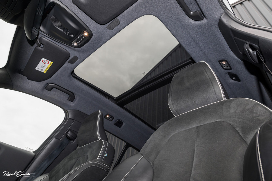 Volvo XC40 1.5 T5 Recharge R-Design | Adaptieve cruise | Panorama dak | Memory | Harman Kardon |