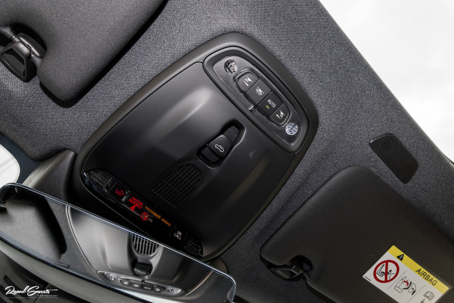 Volvo XC40 1.5 T5 Recharge R-Design | Adaptieve cruise | Panorama dak | Memory | Harman Kardon |