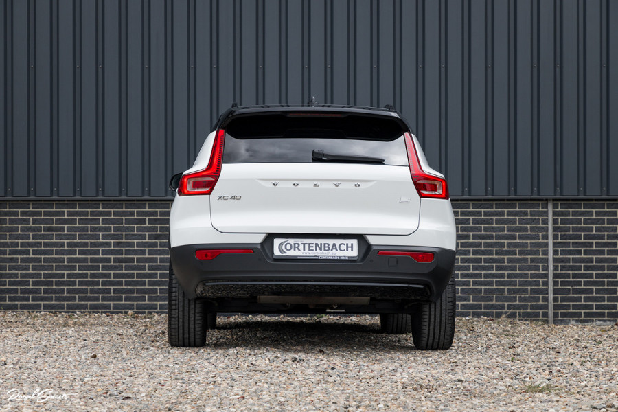 Volvo XC40 1.5 T5 Recharge R-Design | Adaptieve cruise | Panorama dak | Memory | Harman Kardon |