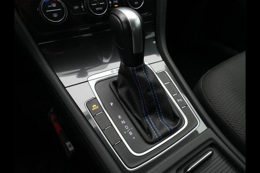 Volkswagen e-Golf E-DITION Acc Pdc Stoelverwarming Navigatie Carplay 127